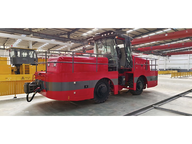 HTR120 internal combustion tractor
